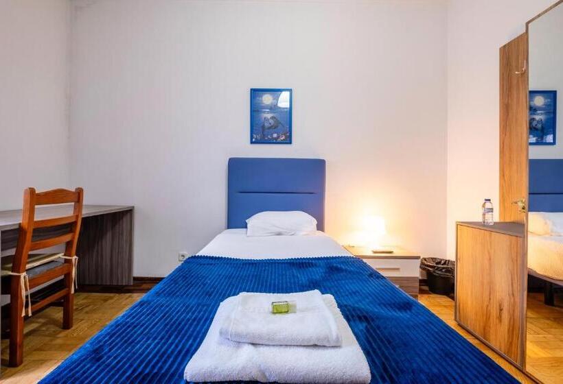 اتاق استاندارد یک نفره, Celas Dream Studio