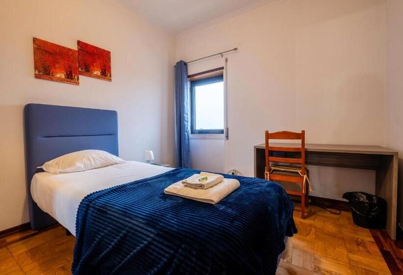 اتاق استاندارد یک نفره, Celas Dream Studio