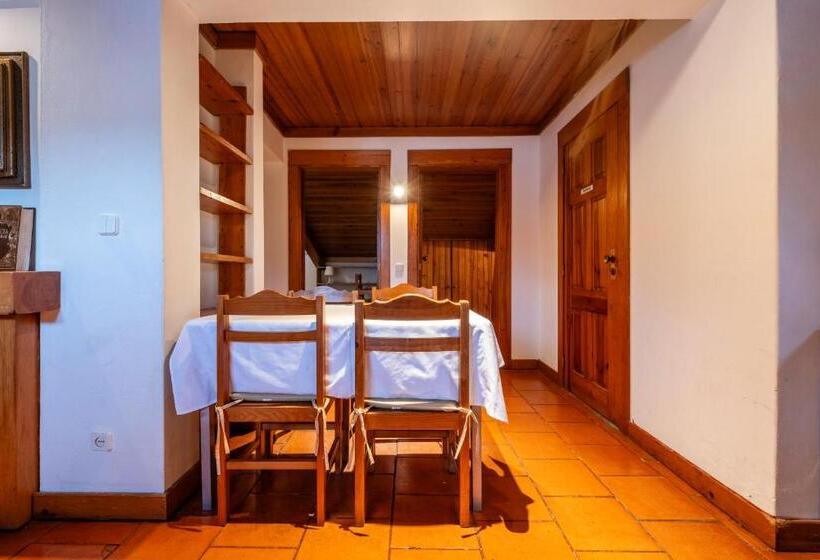 سوییت لوکس, Celas Dream Studio