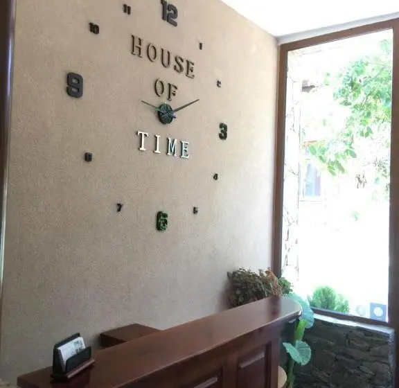 １ベッドルームハウス, House Of Time