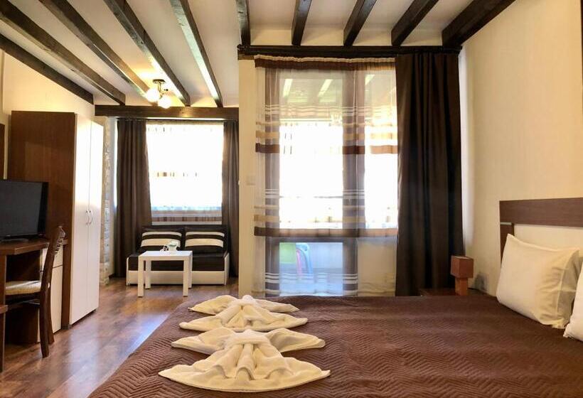 복층 룸, House Of Time