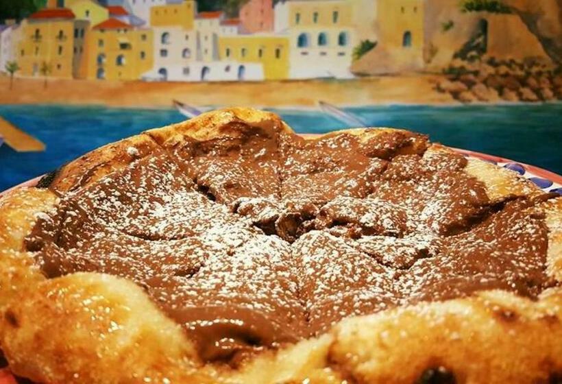 غرفة كلاسيكية مطلّة علي البحر, L Incanto