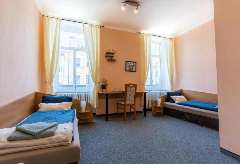 اتاق استاندارد, Penzion Na Starém Náměstí