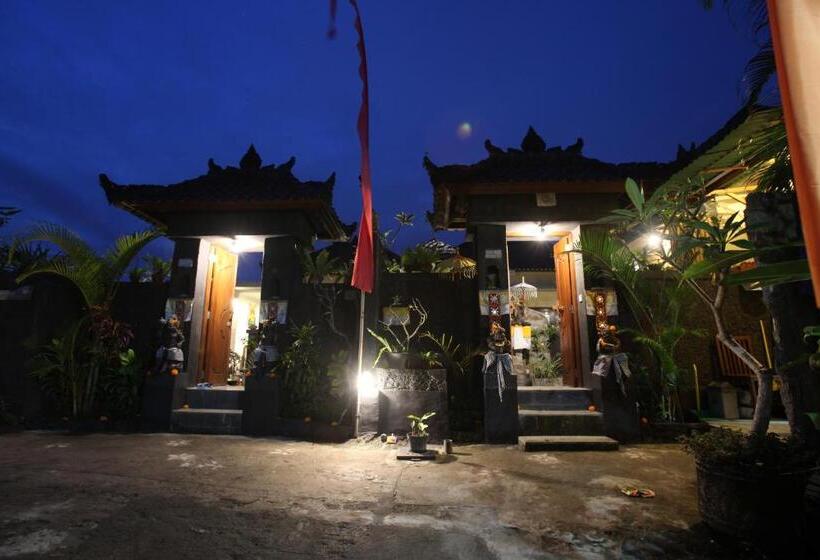 ツーベッドルーム ヴィラ, Pondok Buda Merta