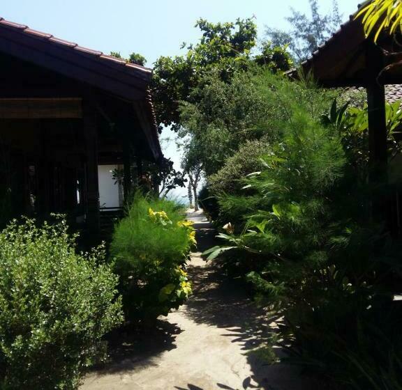 Bungalow Standard Widok Ogród, Yaya Bungalows Blue Coral