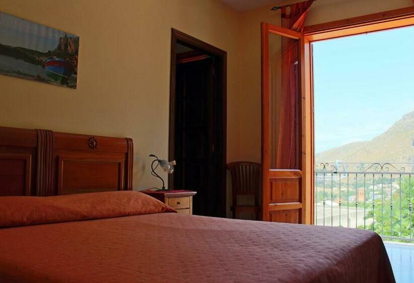 اتاق استاندارد با چشم‌انداز دریا, Raggio Di Sole Bed & Breakfast