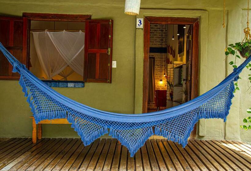 标准三人间, Pousada Le Refuge