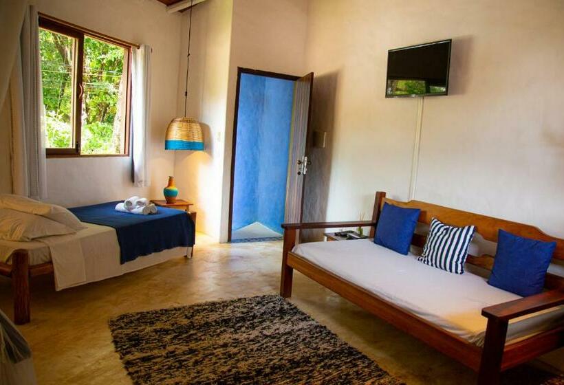 标准三人间, Pousada Le Refuge