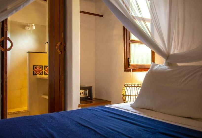 标准三人间, Pousada Le Refuge