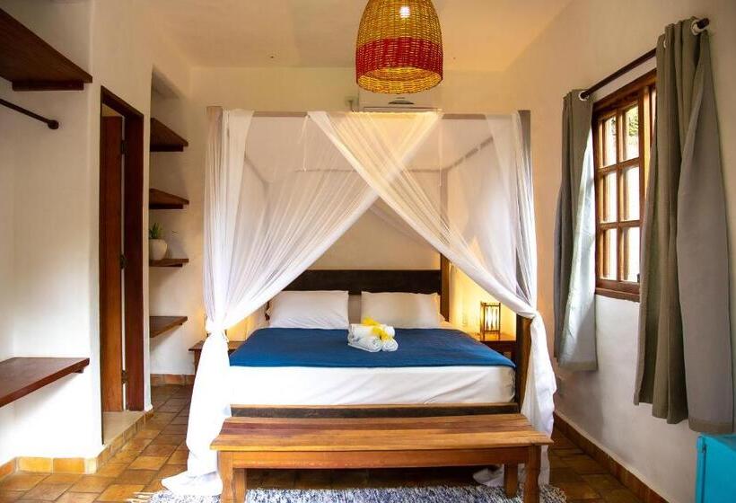 标准间带游泳池, Pousada Le Refuge