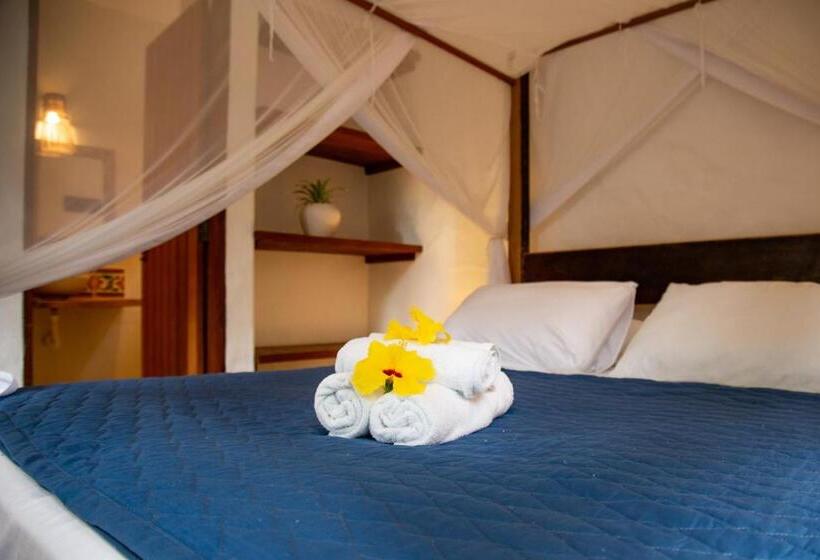 标准间带游泳池, Pousada Le Refuge