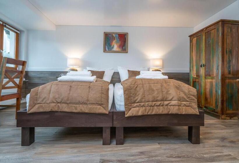 Трехместный Номер Комфорт, Risa Hotel Village   Engel & Kreuz