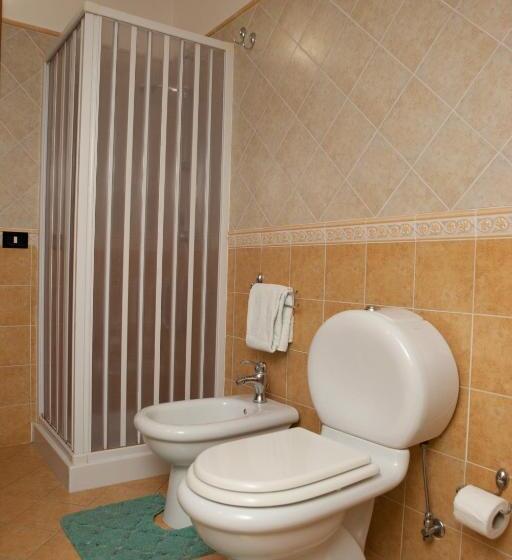 带3个卧室的公寓, B&b Casa Mauro