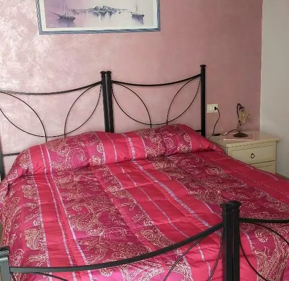 اتاق استاندارد, B&b Colti Di Rosa