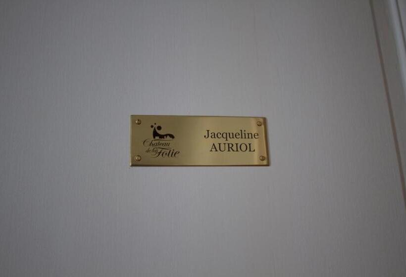 스탠다드 룸, Château De La Folie