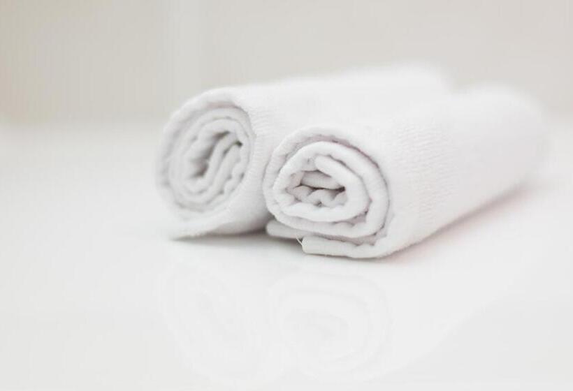 컴포트 룸, Château De La Folie