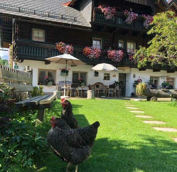 带阳台两卧公寓, Auerhof