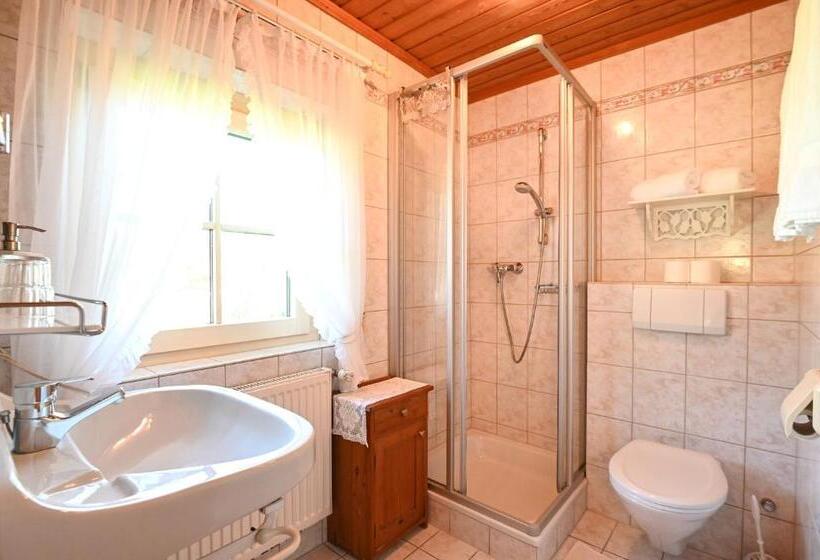 带2个卧室的公寓, Auerhof