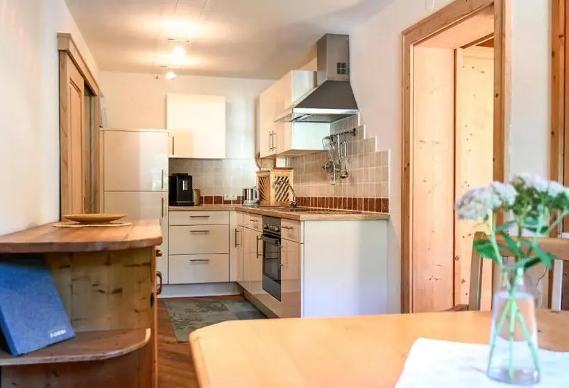 2 Yatak Odalı Daire, Auerhof