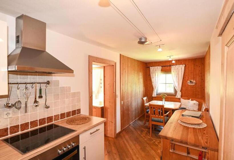 آپارتمان 2 خوابه, Auerhof