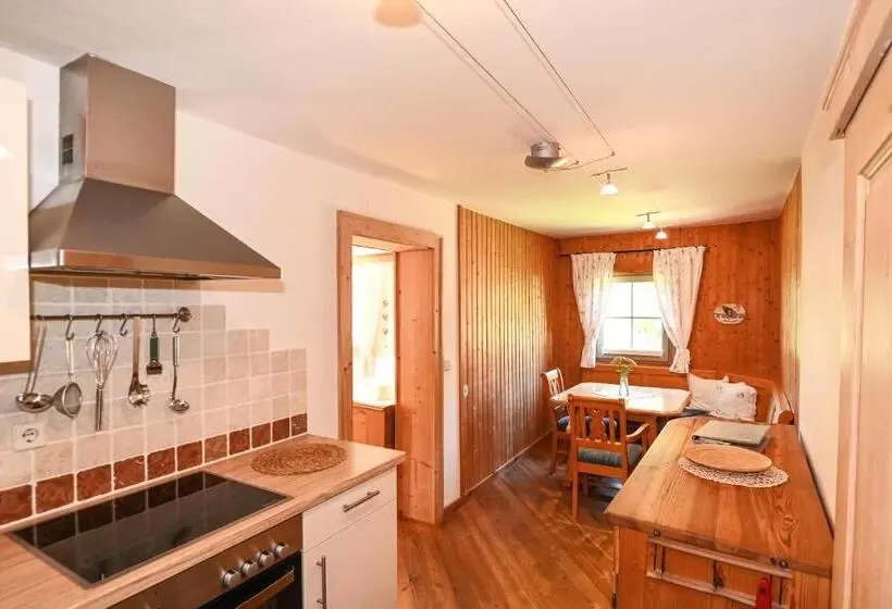 2 Yatak Odalı Daire, Auerhof