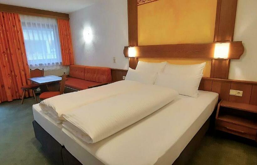 Comfort room with balcony, Garni Belvedere