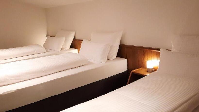 スタンダードトリプルルーム, Garni Belvedere