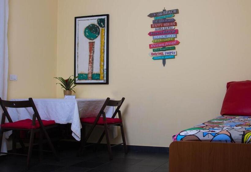 דירת חדר נוף לגינה, La Casetta B&b