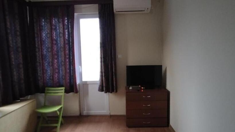 스탠다드 발코니 룸, East Gate Guest Rooms