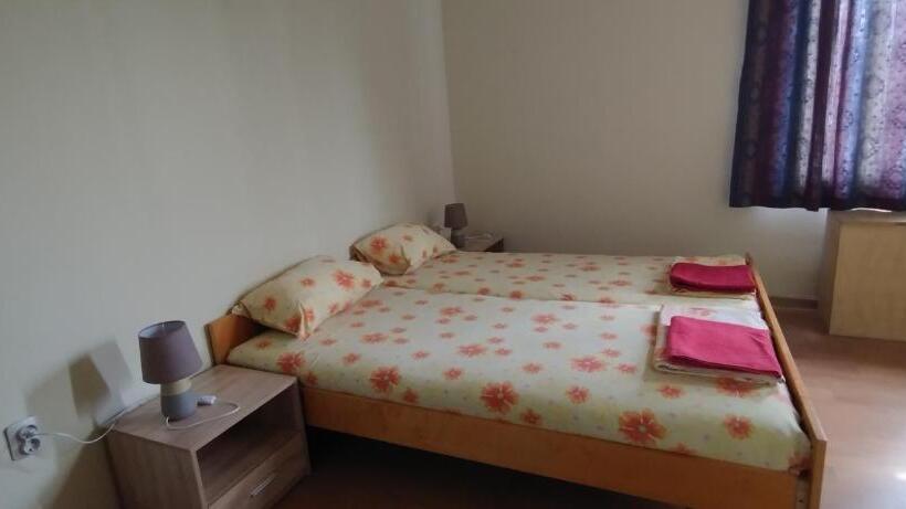스탠다드 발코니 룸, East Gate Guest Rooms