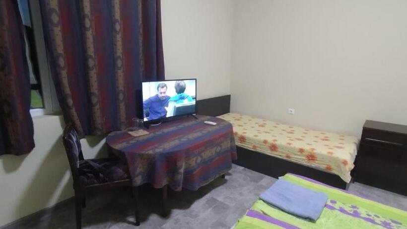 스탠다드 발코니 룸, East Gate Guest Rooms