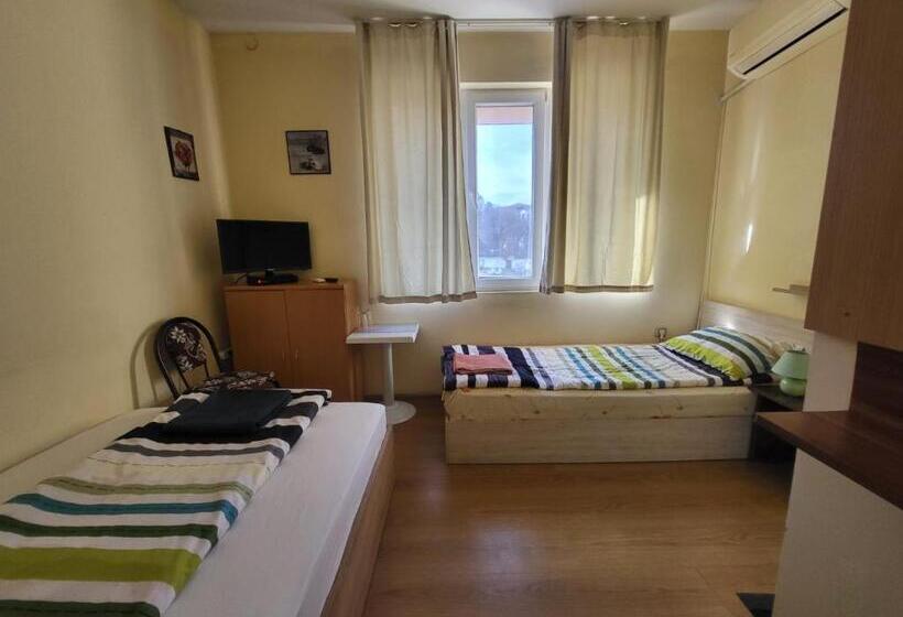 이코노미 룸, East Gate Guest Rooms