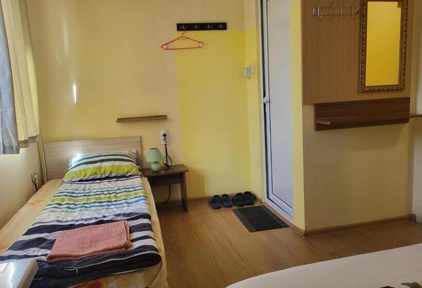 이코노미 룸, East Gate Guest Rooms