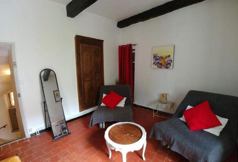 Трехместный Номер Классика, Gîte Pilpoil