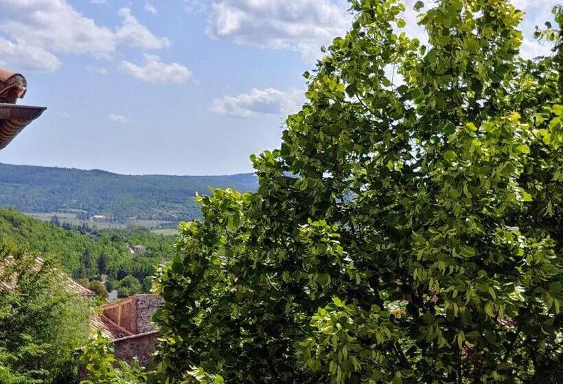 Четырехместный Номер Стандарт, Gîte Pilpoil