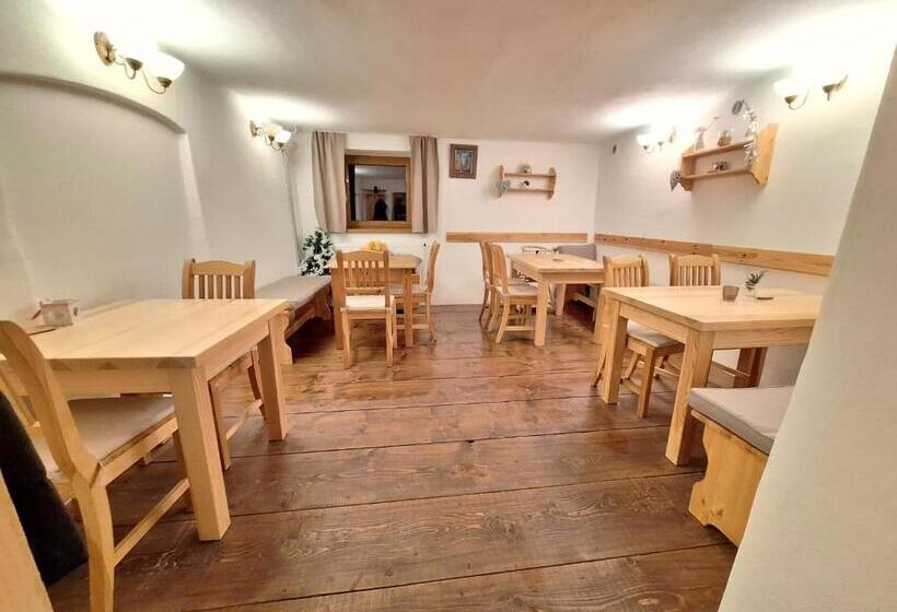 带1个卧室的豪华公寓, Penzion V Suchu