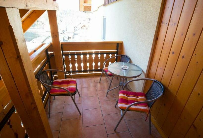 חדר סטנדרט לשלושה, Rooms And Apartments Jerman