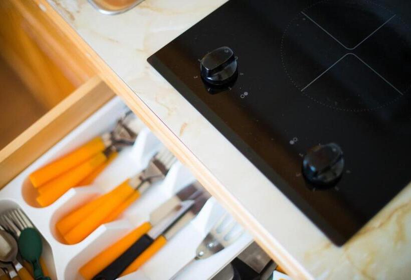 דירה משפחתית 2 חדרי שינה, Rooms And Apartments Jerman