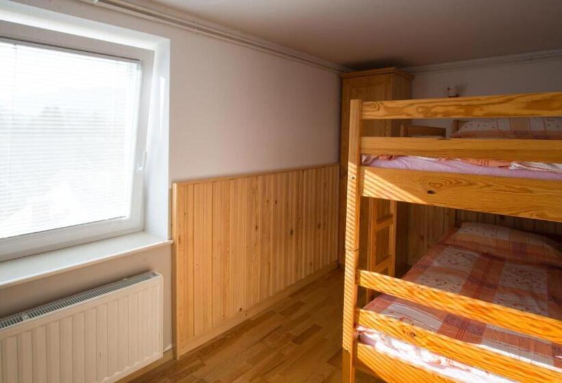 דירת 2 חדרים עם טרסה, Rooms And Apartments Jerman