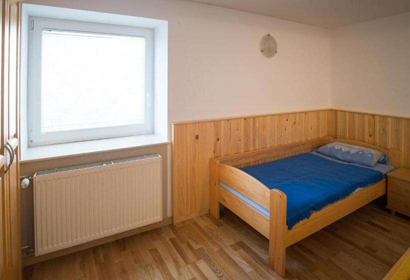 דירת 2 חדרים עם טרסה, Rooms And Apartments Jerman