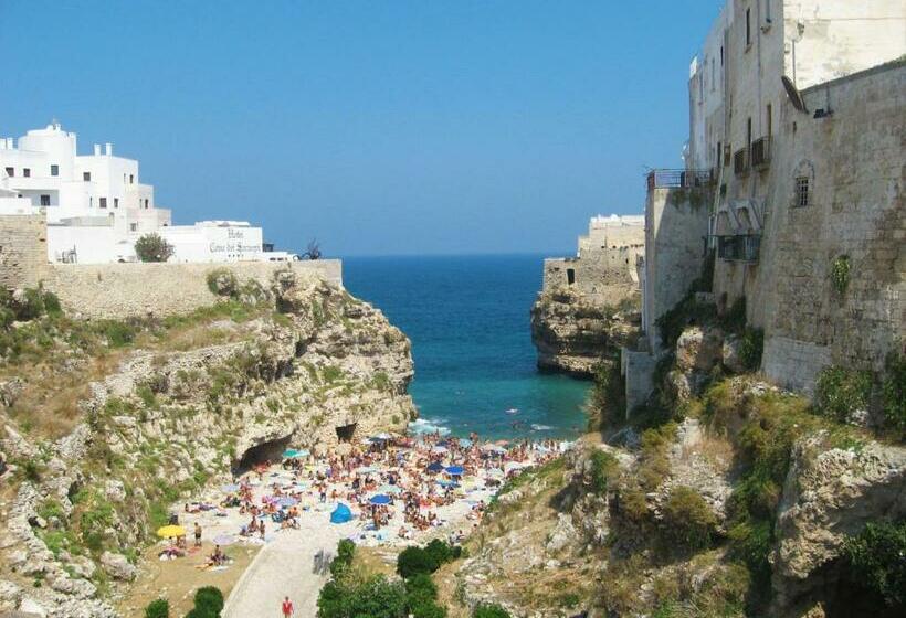 1 Szobás Ház, Via Roma 224