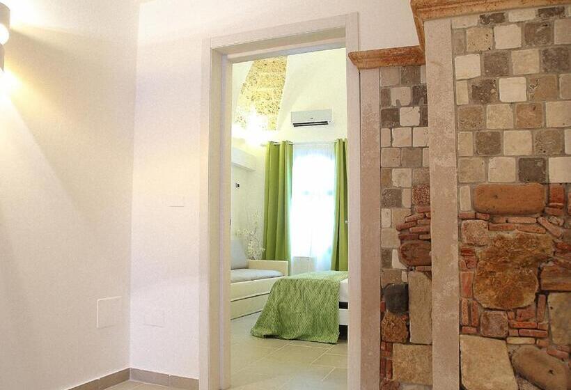 غرفة قياسية, Vico Cavour