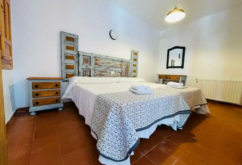 スタンダードルーム, Albergue Hospedería Montaña Morciguillinas