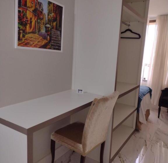 Номер Стандарт Трехместный, Antonio S Hotel E Spa   Airport