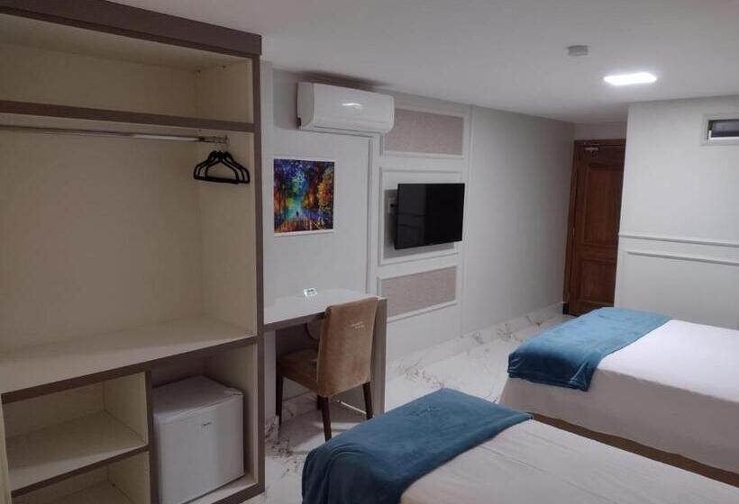 Трехместный Номер Deluxe, Antonio S Hotel E Spa   Airport