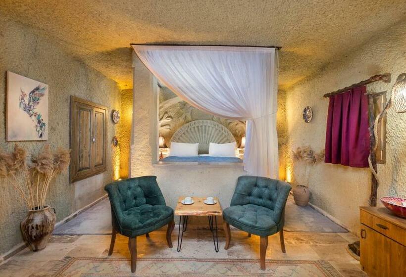 סוויטה דלוקס, Aladino Cave Suit