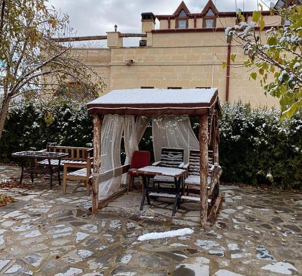 סוויטה דלוקס, Aladino Cave Suit