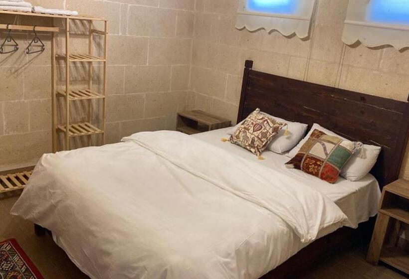 סוויטה דלוקס, Aladino Cave Suit