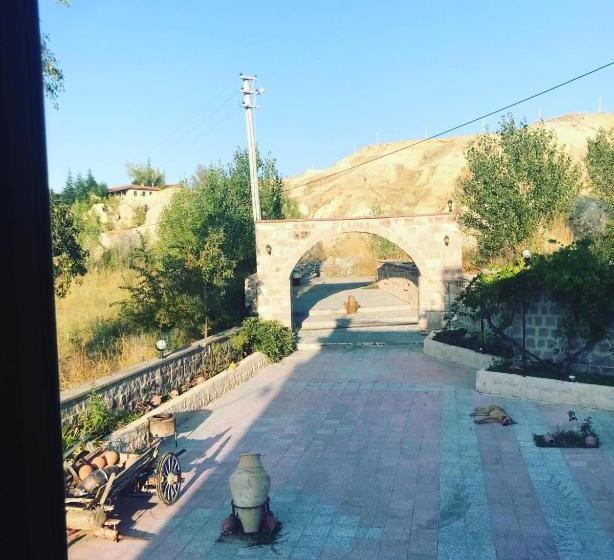 סוויטה, Aladino Cave Suit