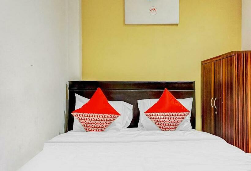 Номер Стандарт, Oyo 90692 Point Hostel